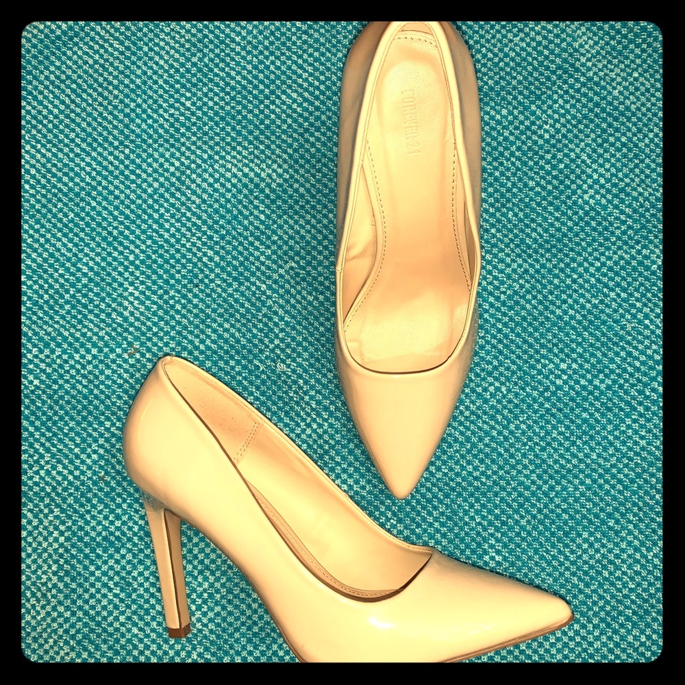 Nude Patent Leather Pointed Toe Heels